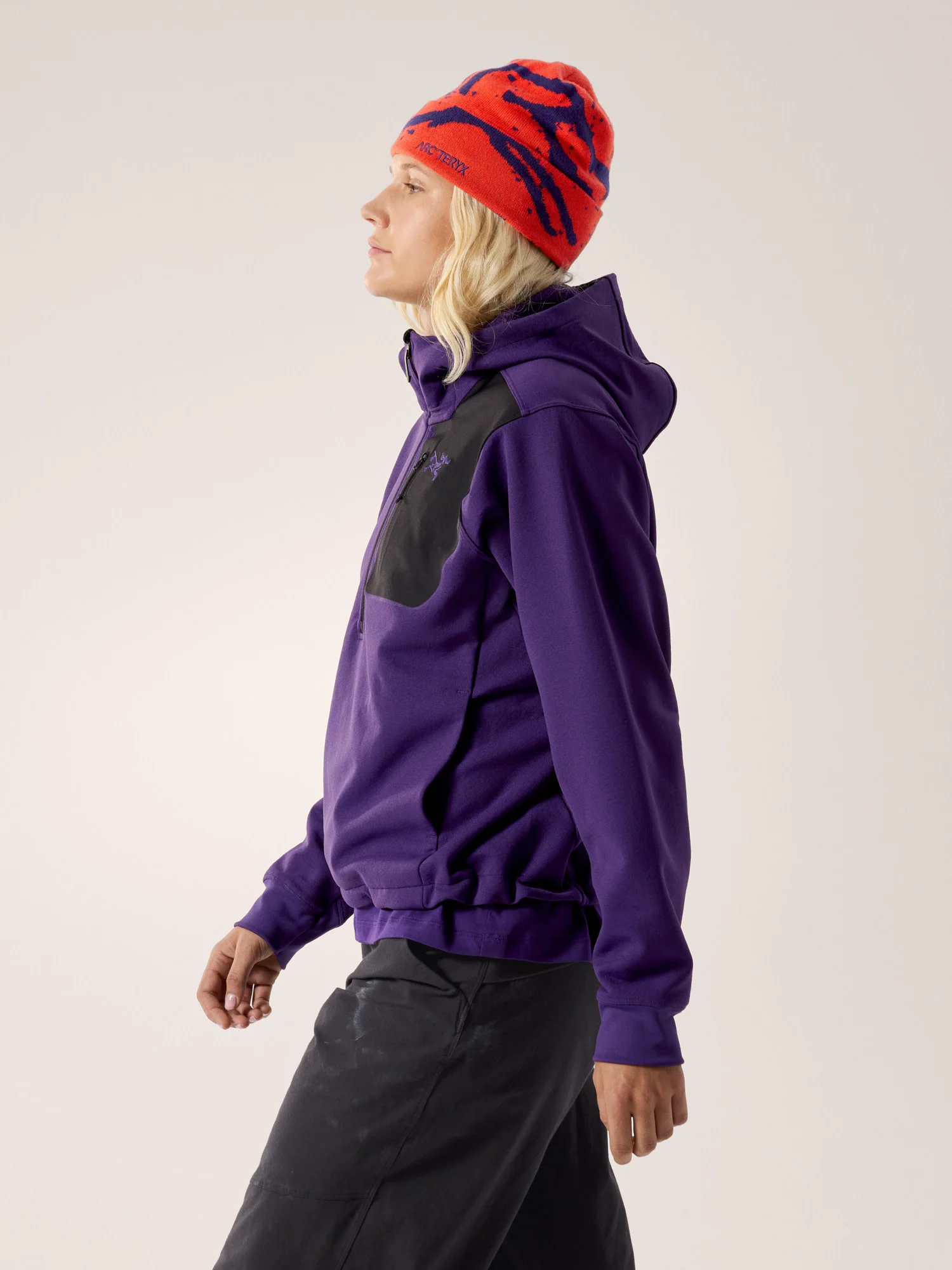 Aestas Pullover Hoody Women's - Image 4