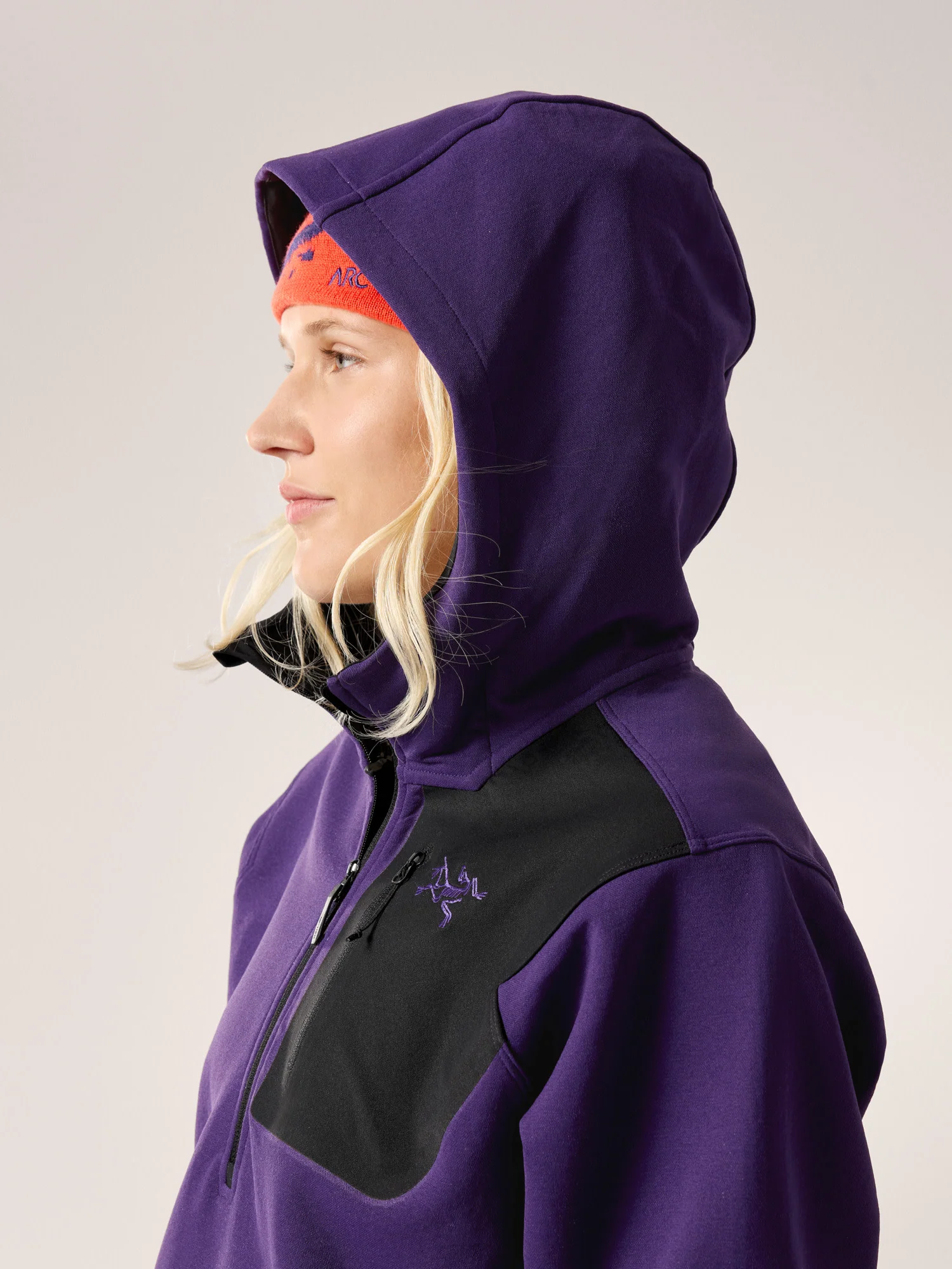 Aestas Pullover Hoody Women's - Image 5