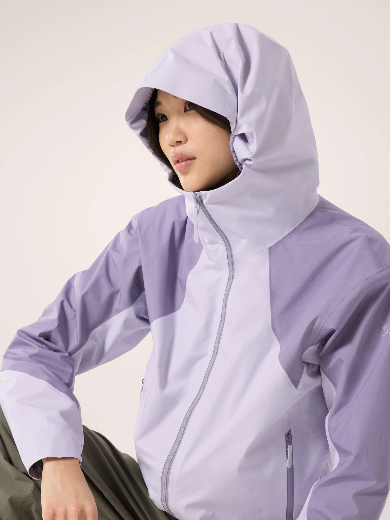 Coelle Lightweight Jacket Women's - Image 5