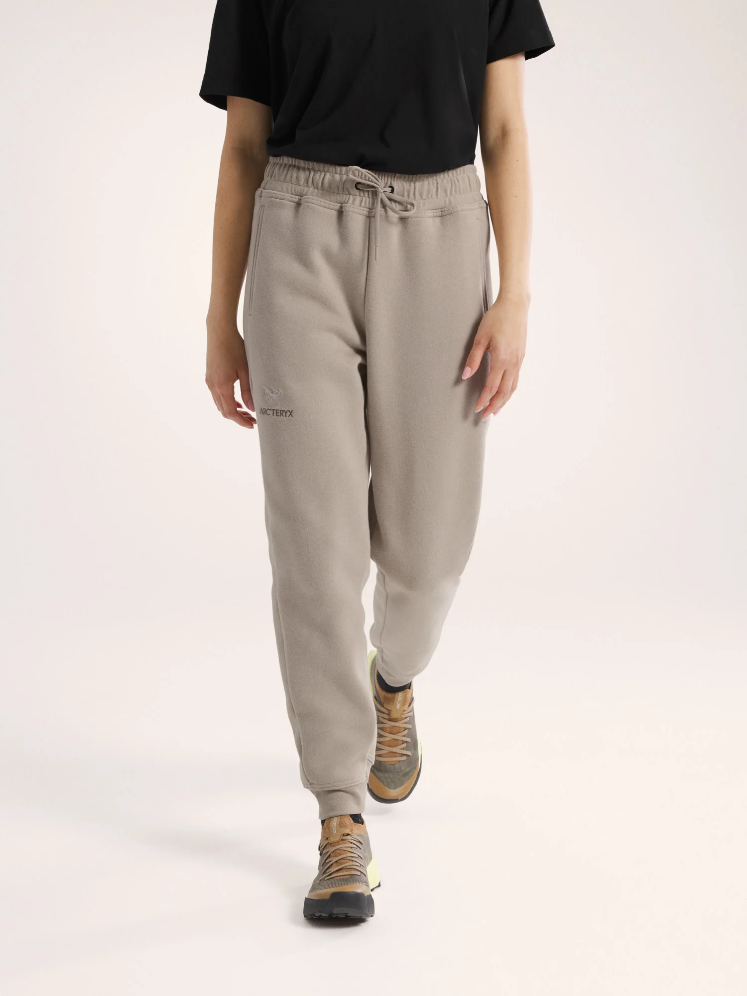 Emblem Fleece Jogger Women's
