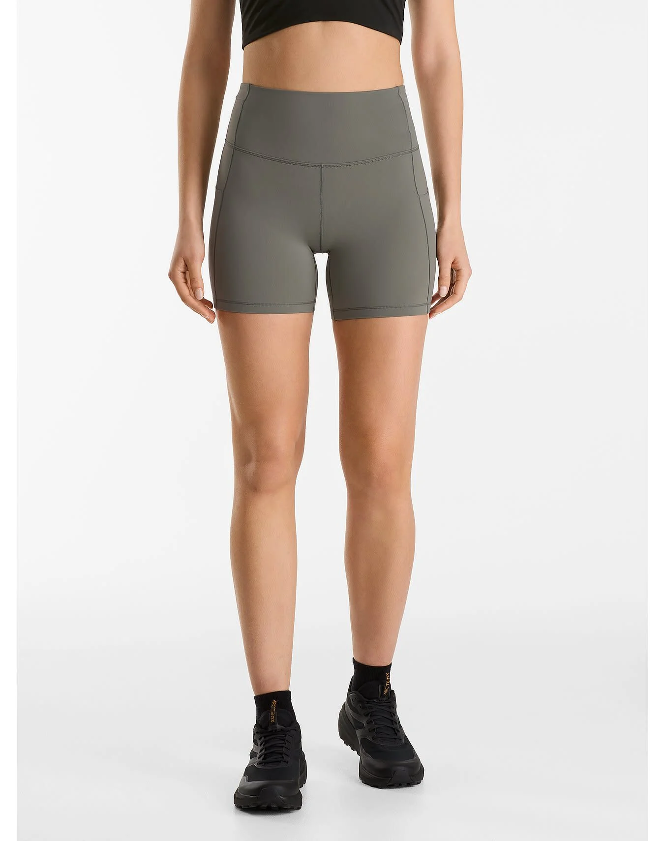 Essent High-Rise Short 5"" Women's