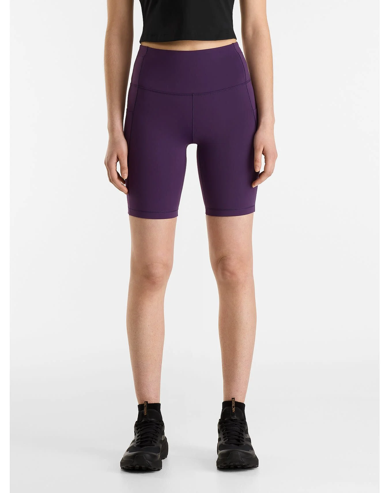 Essent High-Rise Short 8"" Women's