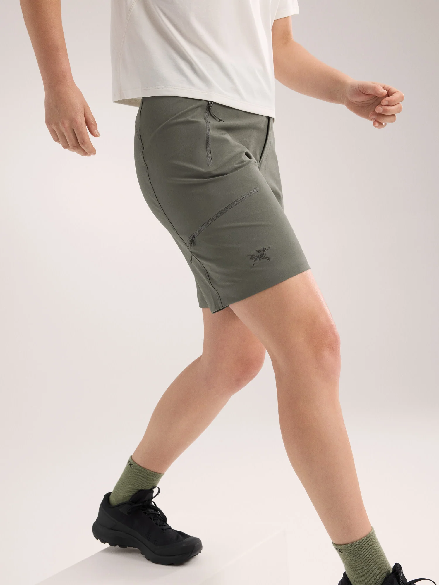 Gamma Short 9"" Women's - Image 2