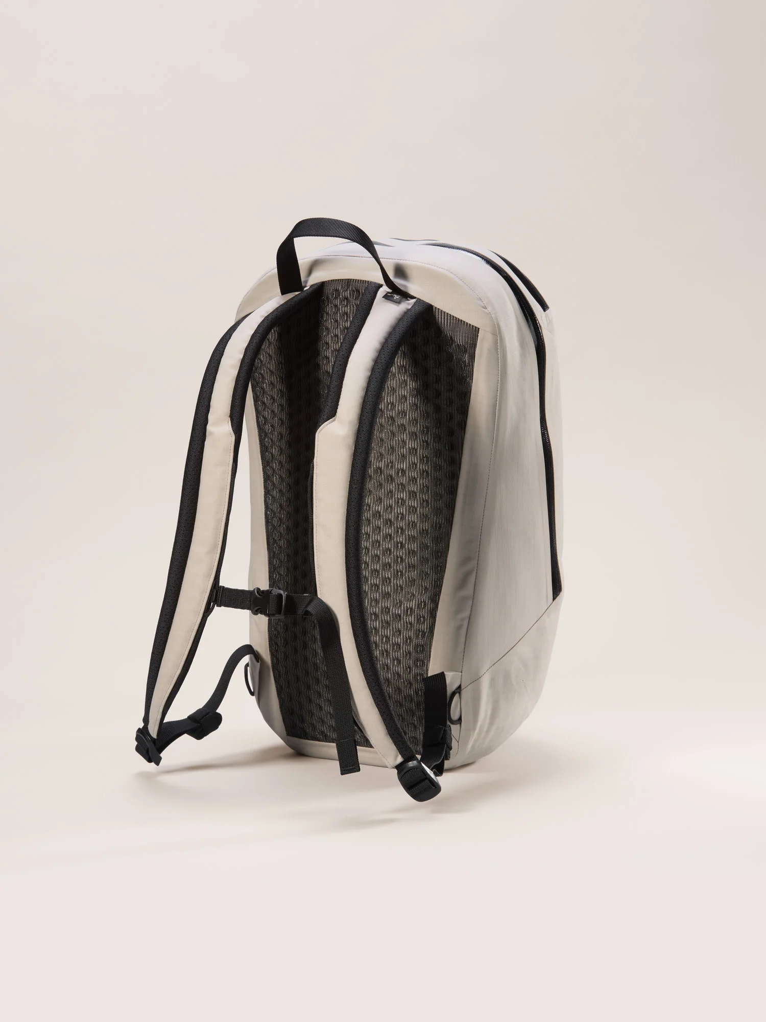 Granville 16 Backpack - Image 2