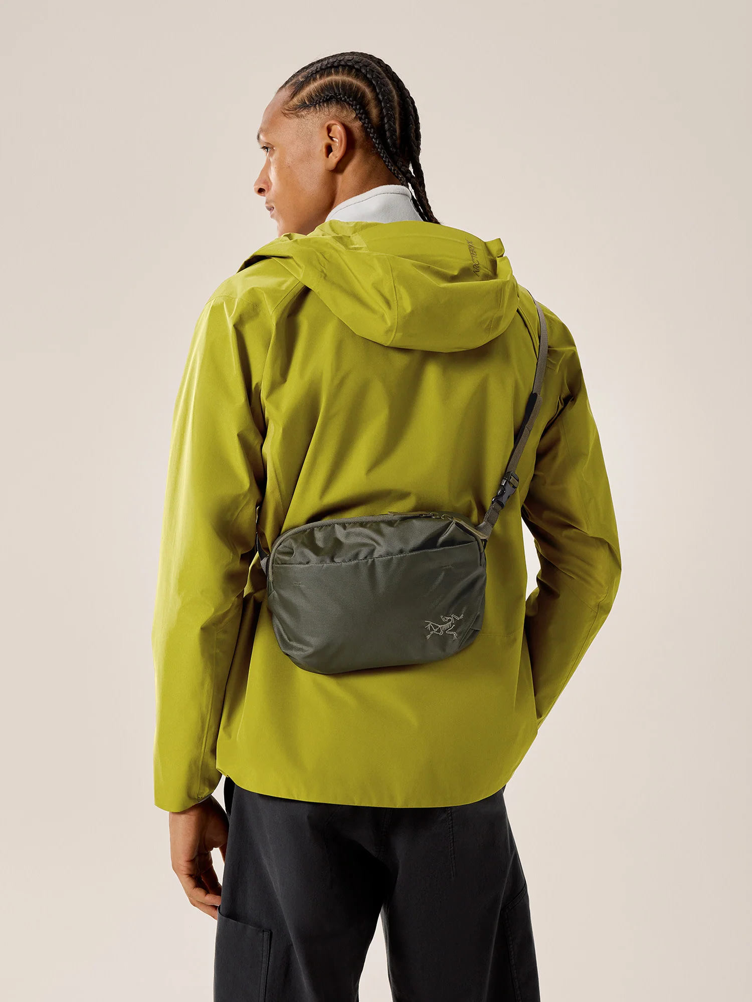 Heliad Crossbody