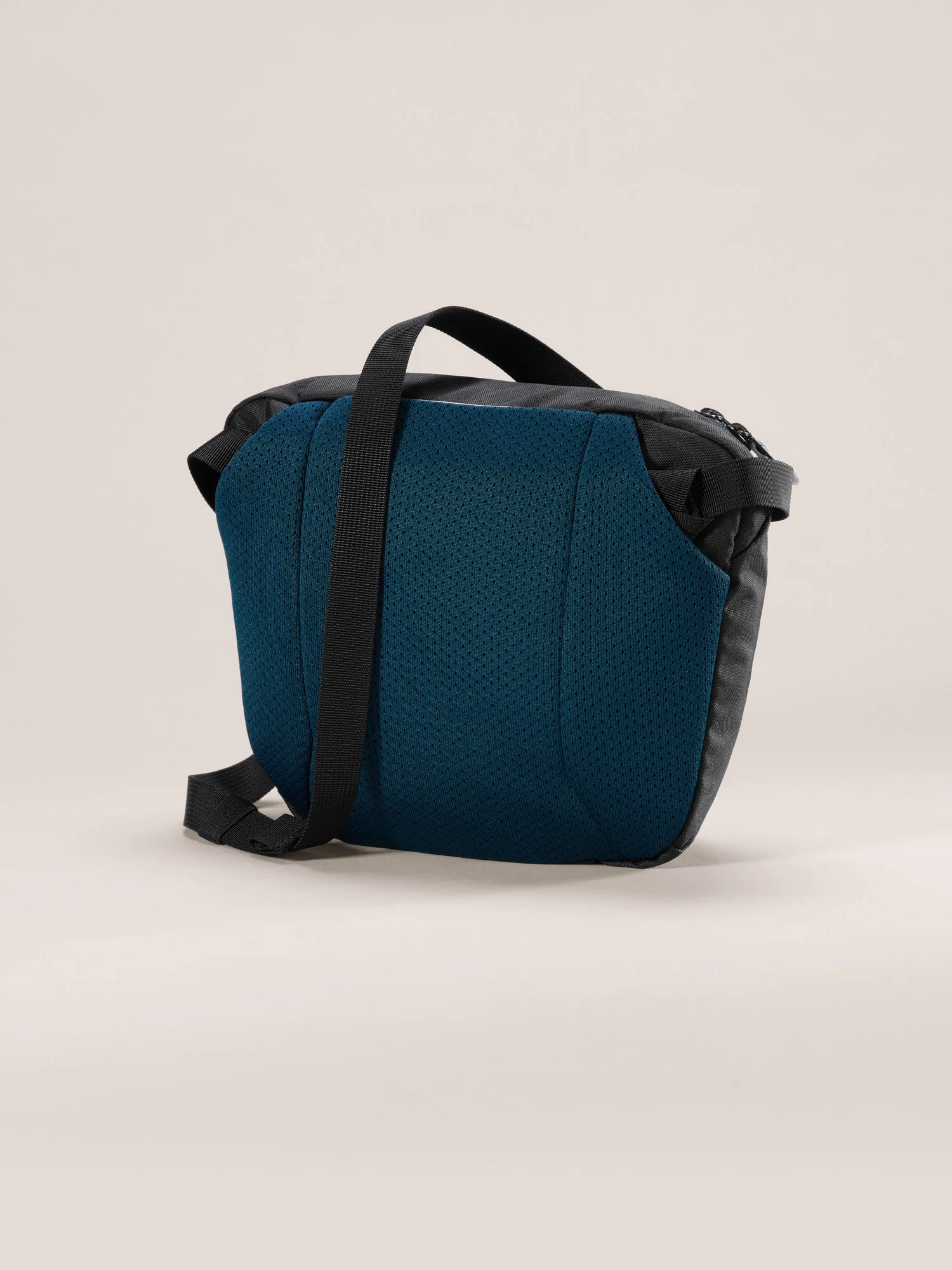 Mantis 2 Waist Pack - Image 2