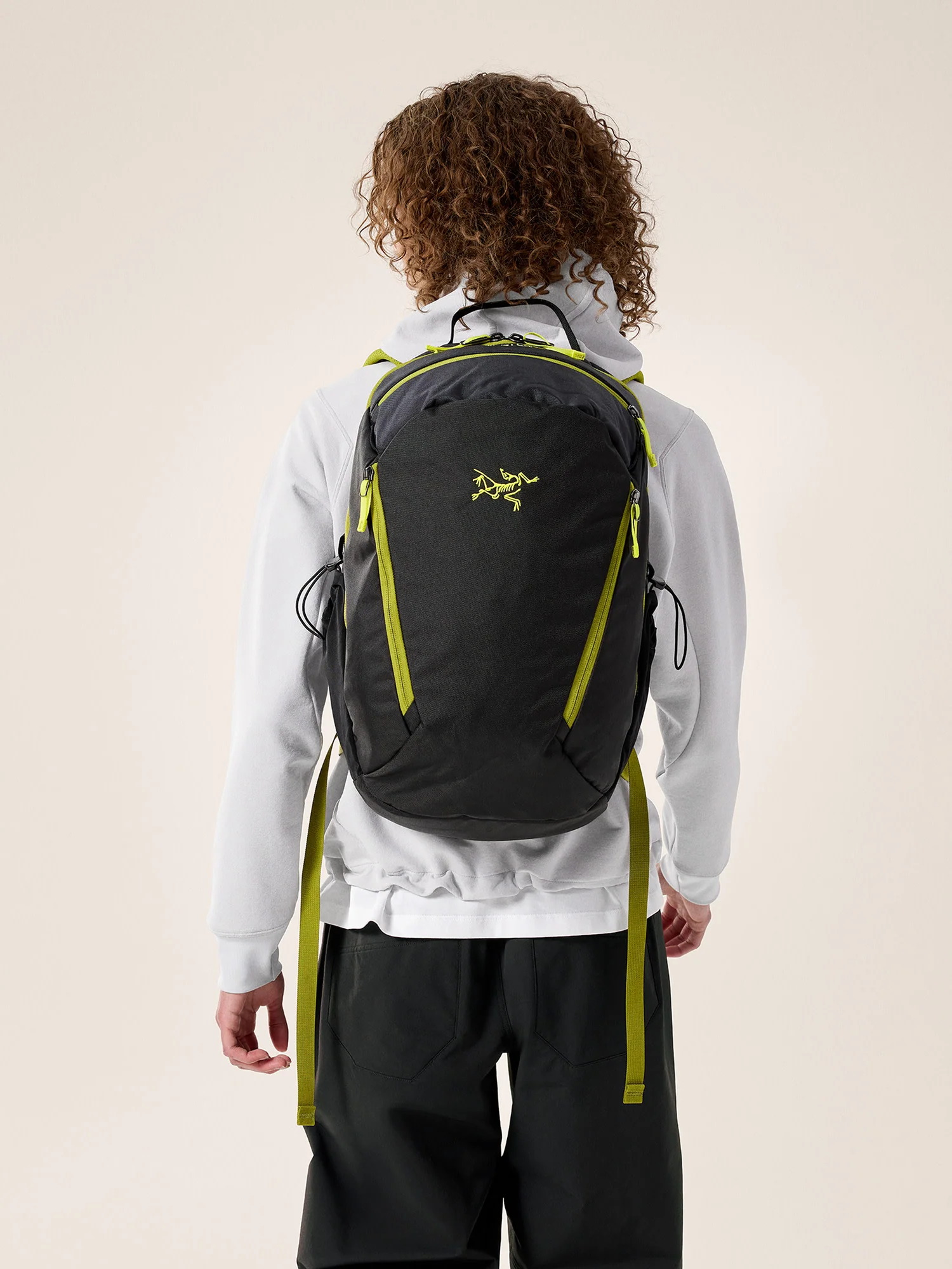 Mantis 26 Backpack - Image 3