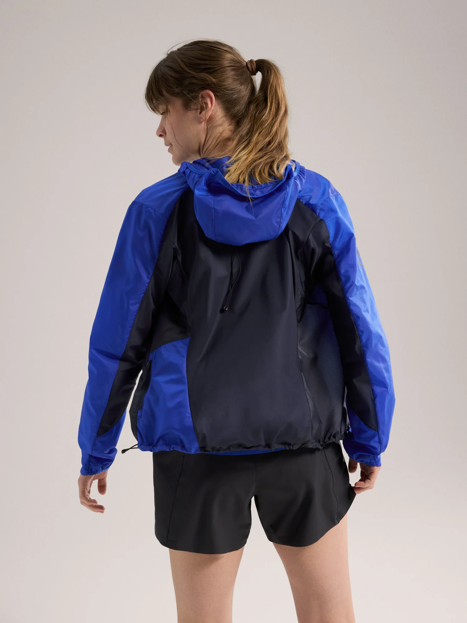 Norvan Windshell Hoody Women's - Image 3