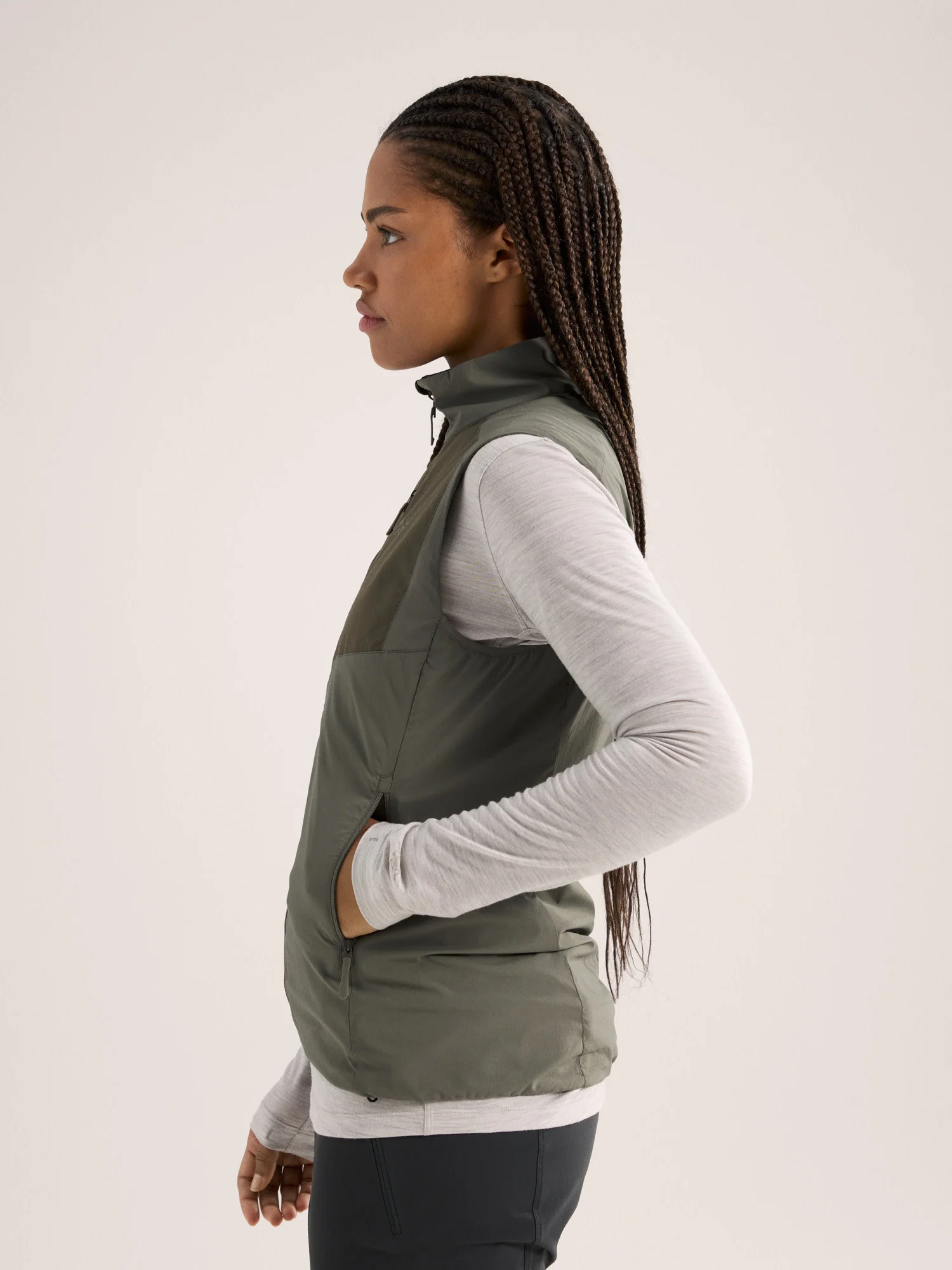 Proton Lightweight Vest Women's - Image 4